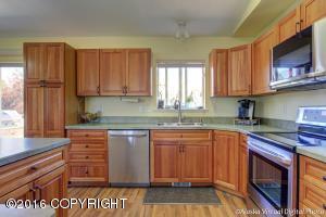 9341 Redcoat Pl, Anchorage, AK 99507 photo 11
