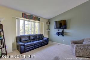 9341 Redcoat Pl, Anchorage, AK 99507 photo 5