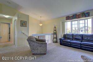 9341 Redcoat Pl, Anchorage, AK 99507 photo 4