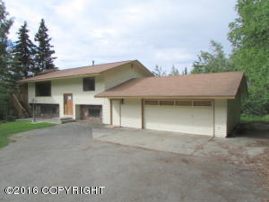 20123 Laughlin St, Chugiak, AK 99567 photo 4