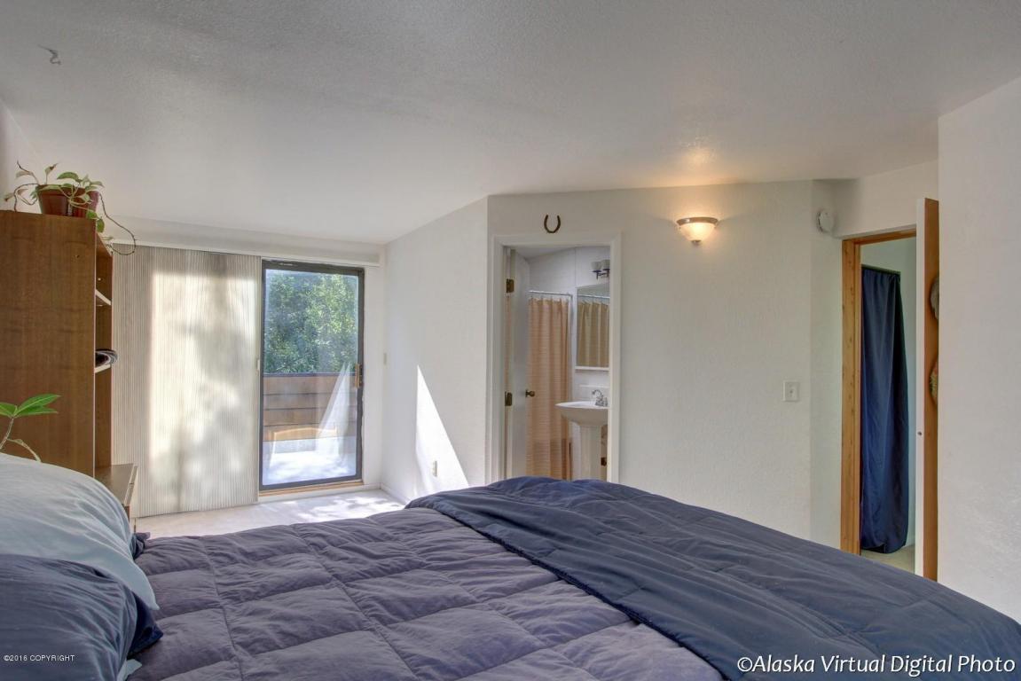 27339 Golden Eagle Ct, Chugiak, AK 99567 photo 22