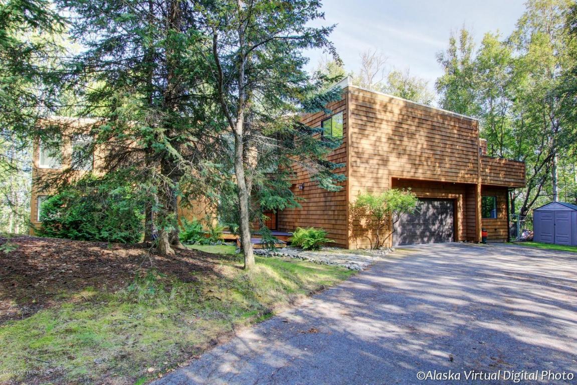 27339 Golden Eagle Ct, Chugiak, AK 99567 photo 2