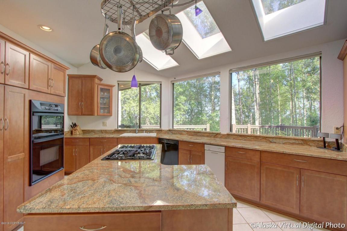 27339 Golden Eagle Ct, Chugiak, AK 99567 photo 3