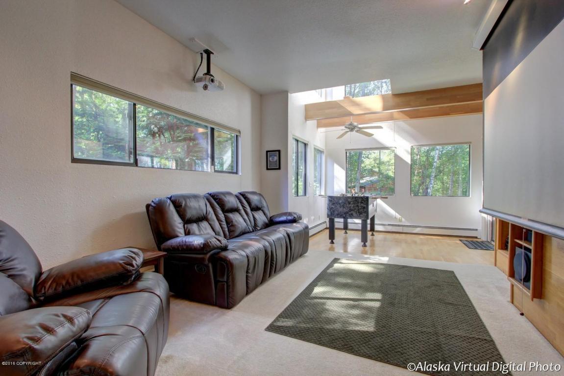 27339 Golden Eagle Ct, Chugiak, AK 99567 photo 16