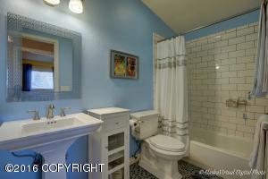 1940 E View Dr, Anchorage, AK 99504 photo 19