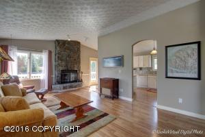 1940 E View Dr, Anchorage, AK 99504 photo 4