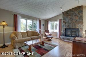 1940 E View Dr, Anchorage, AK 99504 photo 3