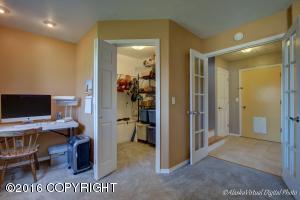 1940 E View Dr, Anchorage, AK 99504 photo 16