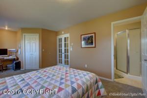1940 E View Dr, Anchorage, AK 99504 photo 15
