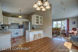 1940 E View Dr, Anchorage, AK 99504 photo 11