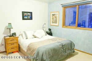 18012 Hillcrest Dr, Eagle River, AK 99577 photo 9