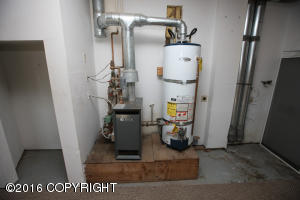 3541 Nova Cir, Anchorage, AK 99517 photo 9