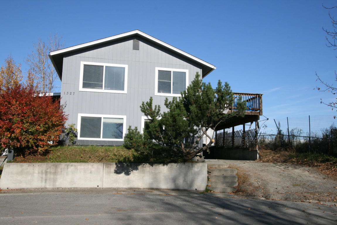 1327 E 72nd Ave, Anchorage, AK 99518 photo 4