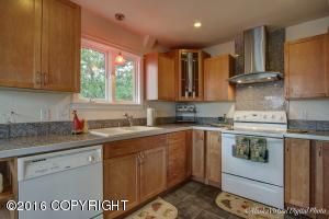 6025 E 6th Ave, Anchorage, AK 99504 photo 16