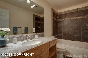 6025 E 6th Ave, Anchorage, AK 99504 photo 20