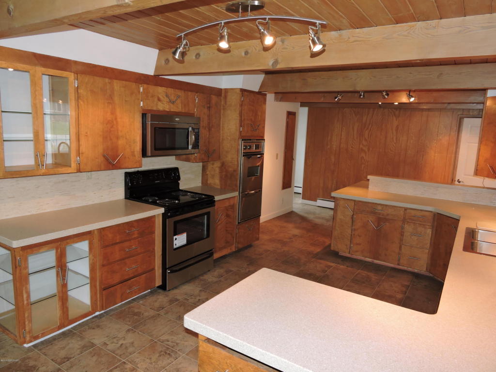 10744 Edgewood Cir, Eagle River, AK 99577 photo 3