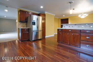 10106 Chickaloon St, Eagle River, AK 99577 photo 11