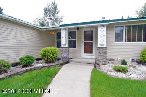 10106 Chickaloon St, Eagle River, AK 99577 photo 2