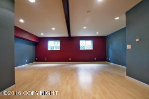 10106 Chickaloon St, Eagle River, AK 99577 photo 32