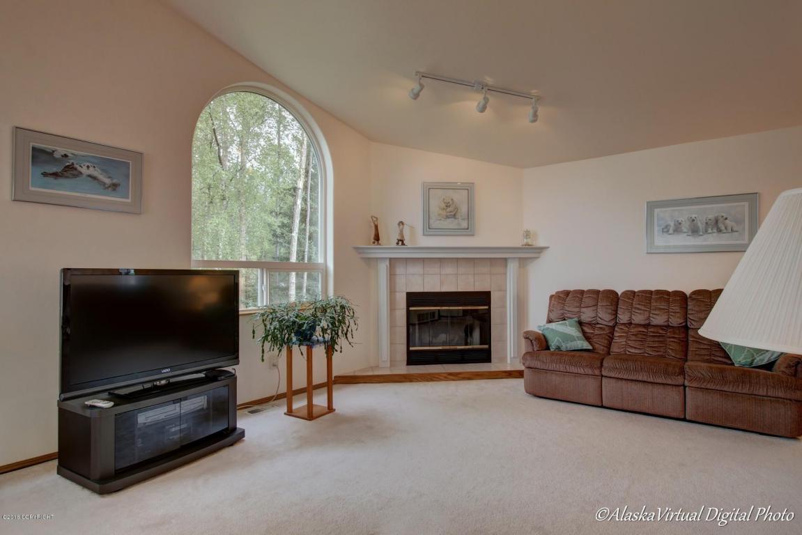 8549 Cross Pointe Loop, Anchorage, AK 99504 photo 9