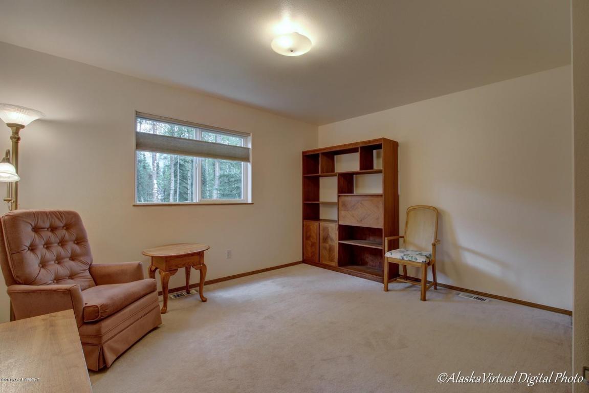 8549 Cross Pointe Loop, Anchorage, AK 99504 photo 17