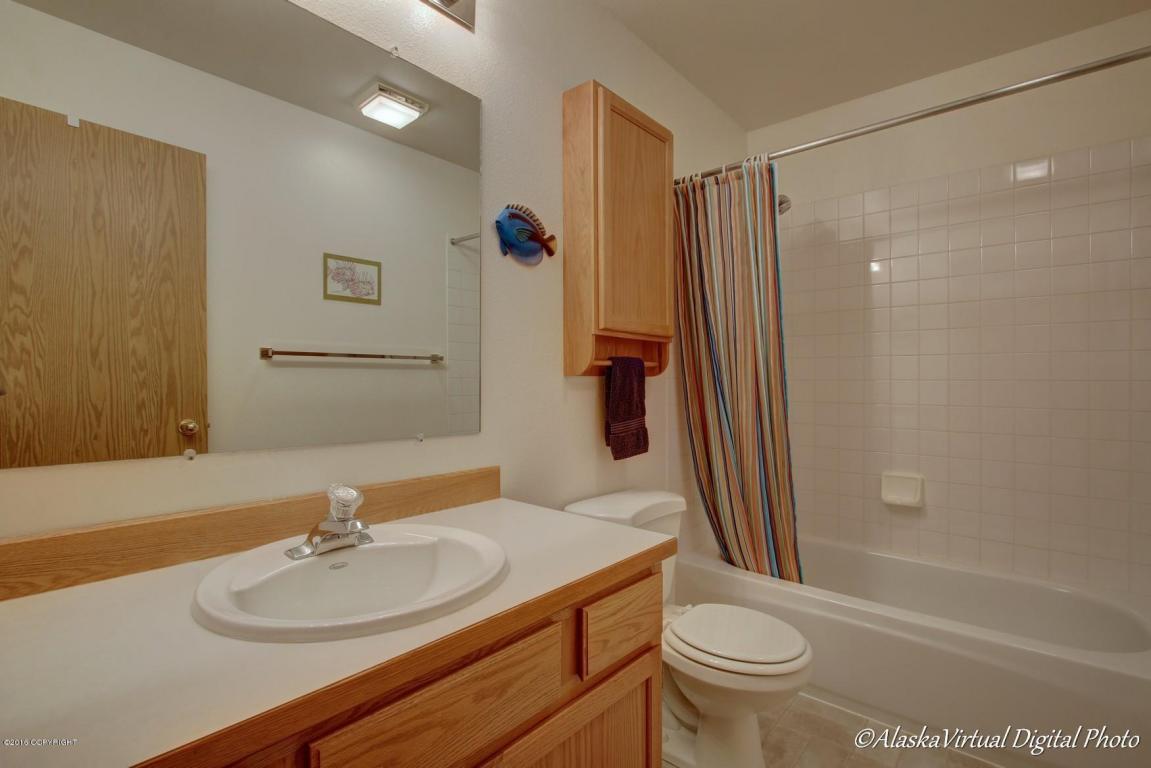8549 Cross Pointe Loop, Anchorage, AK 99504 photo 19