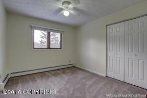 9937 Annette Cir, Eagle River, AK 99577 photo 19