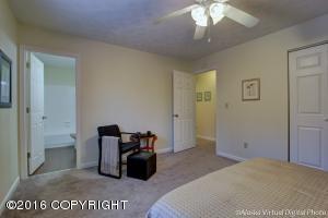 9937 Annette Cir, Eagle River, AK 99577 photo 15
