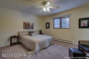 9937 Annette Cir, Eagle River, AK 99577 photo 14