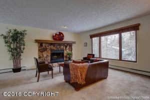 9937 Annette Cir, Eagle River, AK 99577 photo 6