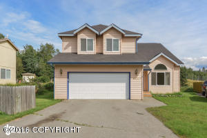 8211 Berry Patch Dr, Anchorage, AK 99502 photo 1