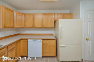 8211 Berry Patch Dr, Anchorage, AK 99502 photo 7