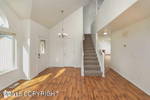 8211 Berry Patch Dr, Anchorage, AK 99502 photo 5