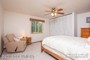 8100 Upper Huffman Rd, Anchorage, AK 99516 photo 15