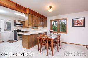 8100 Upper Huffman Rd, Anchorage, AK 99516 photo 7