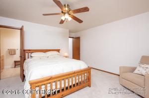 8100 Upper Huffman Rd, Anchorage, AK 99516 photo 16