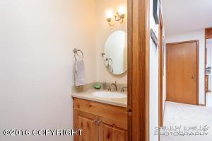 8100 Upper Huffman Rd, Anchorage, AK 99516 photo 14