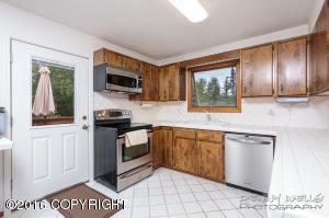 8100 Upper Huffman Rd, Anchorage, AK 99516 photo 8