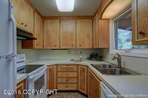 1075 E 26th Ave, Anchorage, AK 99508 photo 10