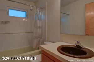 1075 E 26th Ave, Anchorage, AK 99508 photo 19