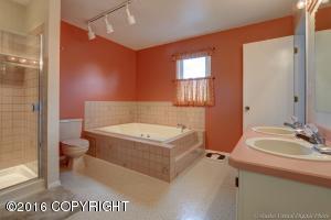 3221 Wiley Post Loop, Anchorage, AK 99517 photo 18