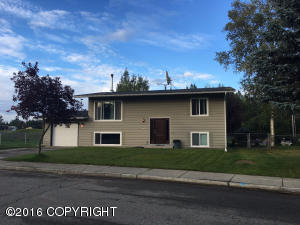 1530 Cache Dr, Anchorage, AK 99507 photo 2