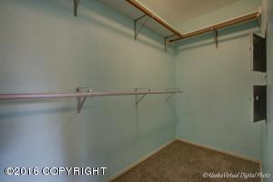 8410 Berry Patch Dr, Anchorage, AK 99502 photo 15