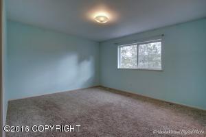 8410 Berry Patch Dr, Anchorage, AK 99502 photo 13