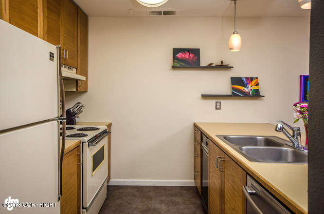 5300 E 4th Ave # 105, Anchorage, AK 99508 photo 8