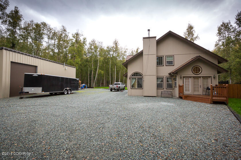 22686 Robinson Rd, Chugiak, AK 99567 photo 1