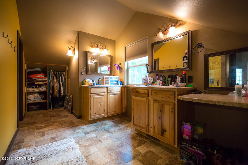22686 Robinson Rd, Chugiak, AK 99567 photo 14