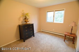 4922 Castle Ct, Anchorage, AK 99508 photo 23