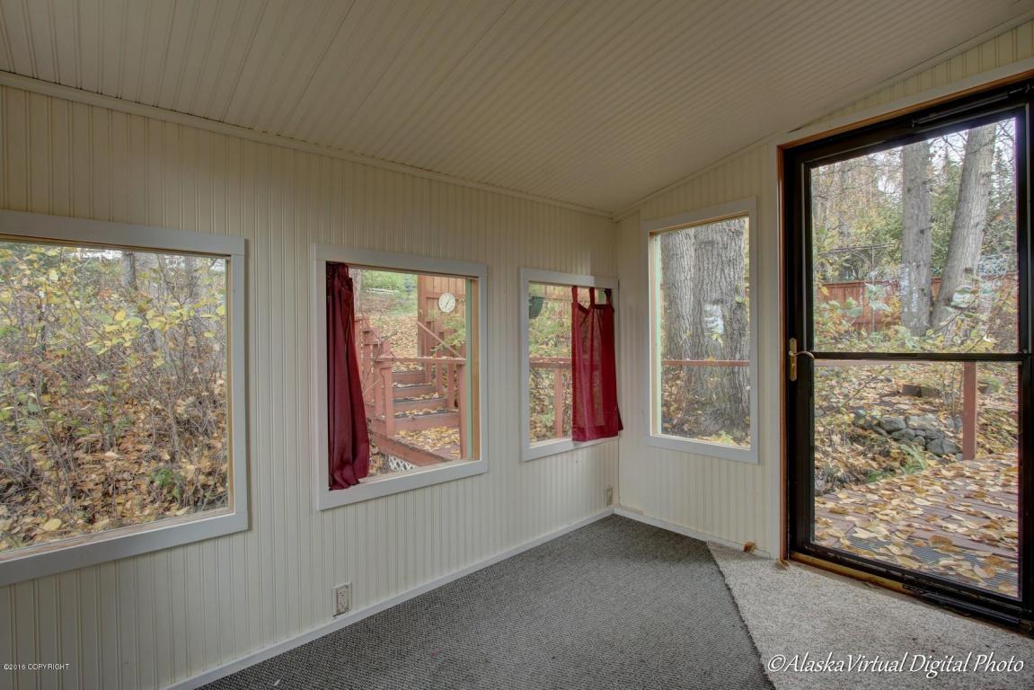 18336 Mccrary Rd, Eagle River, AK 99577 photo 4