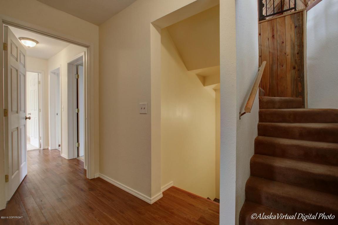 18336 Mccrary Rd, Eagle River, AK 99577 photo 5